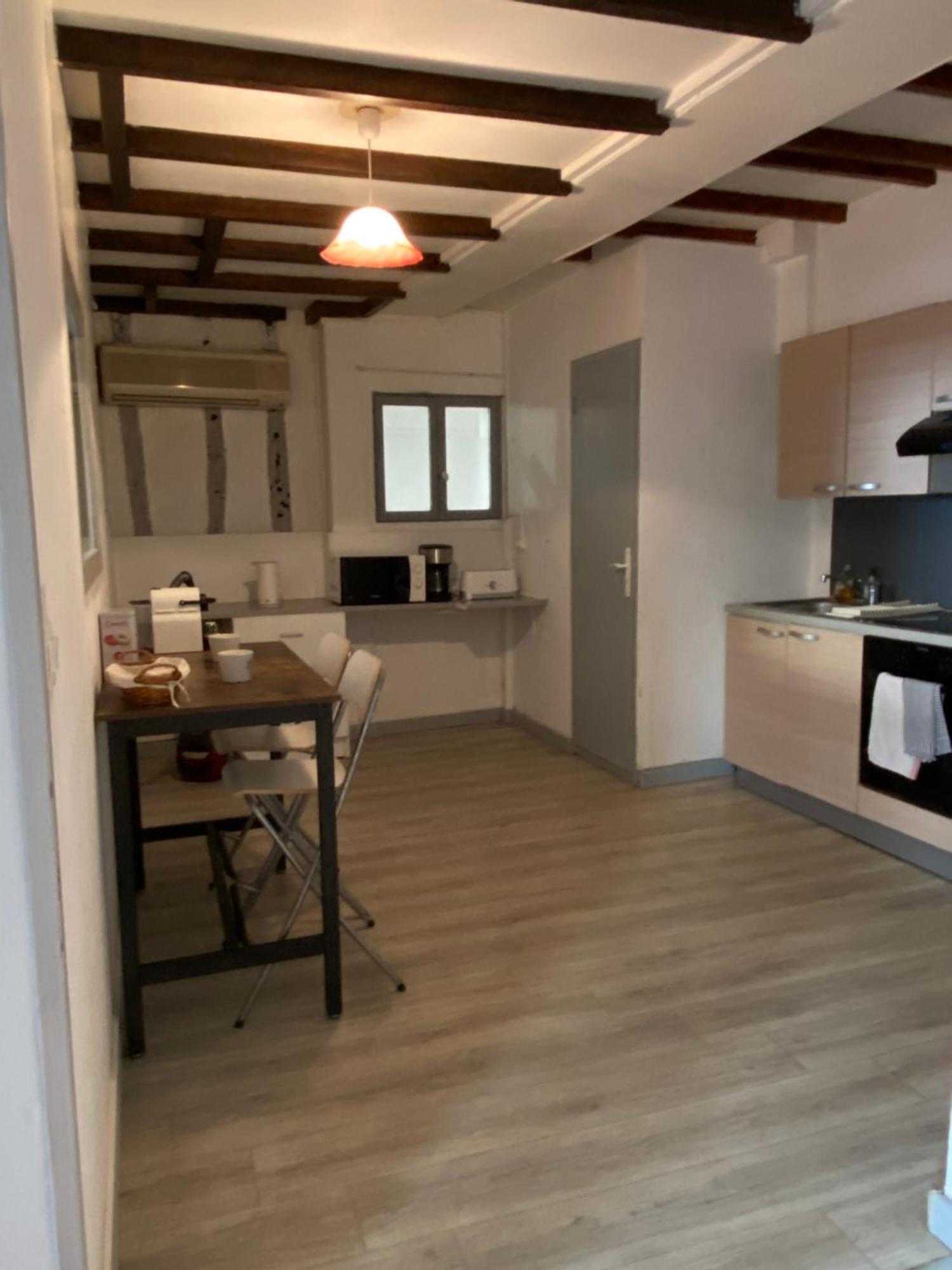 Appartement 3 Pieces Rdc Plein Centre Ville Марсьяк Экстерьер фото
